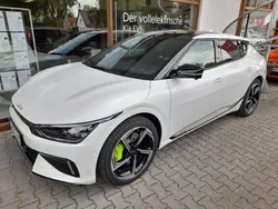 Weiß Gebraucht 2024 Kia EV6 2 SUV | 56.990 € (Teuer)