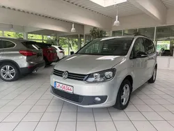 Silber Gebraucht 2012 VW Touran Match Van / Kleinbus | 12.999 € (Teuer)