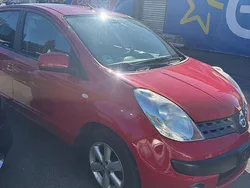 Rot Gebraucht 2006 Nissan Note Acenta Van / Kleinbus | 2.499 € (Fairer Preis)
