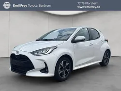 Schneeweiß Neu 2025 Toyota Yaris Hybrid Limousine | 24.290 € (Fairer Preis)