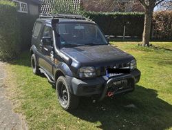 Schwarz Gebraucht 2010 Suzuki Jimny Comfort SUV | 10.500 € (Etwas zu teuer)