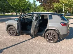 Grau Gebraucht 2020 Jeep Compass SUV | 18.500 € (Fairer Preis)