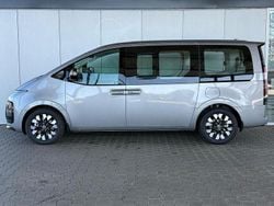 Shimmering silver meta... Neu 2025 Hyundai Staria Van | 52.550 € (Fairer Preis)