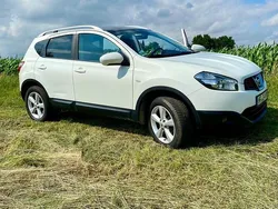 Weiß Gebraucht 2011 Nissan Qashqai SUV | 7.900 € (Fairer Preis)