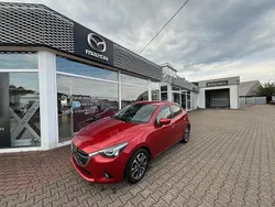 Rot Gebraucht 2016 Mazda 2 Nakama | 11.990 € (Etwas zu teuer)