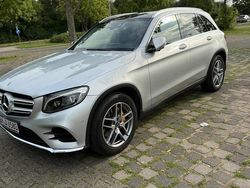 Silber Gebraucht 2018 Mercedes GLC250 AMG line SUV | 28.000 € (Fairer Preis)