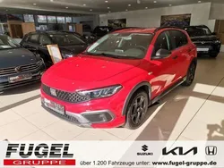 Rot Gebraucht 2021 Fiat Tipo Cross Limousine | 11.825 € (Guter Preis)