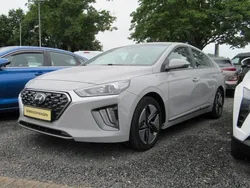 Grau Gebraucht 2021 Hyundai Ioniq Trend Limousine | 18.990 € (Teuer)