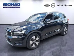 Schwarz Gebraucht 2022 Volvo XC40 Momentum SUV | 25.850 € (Fairer Preis)