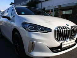 Mineralweiss Gebraucht 2024 BMW 218 Luxury Line Van / Kleinbus | 26.599 € (Fairer Preis)
