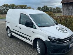Weiß Gebraucht 2016 VW Caddy Van / Kleinbus | 9.950 € (Guter Preis)