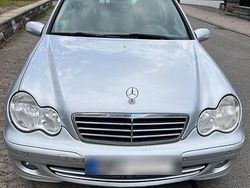 Silber Gebraucht 2007 Mercedes C230 Limousine | 2.995 € (Superpreis)