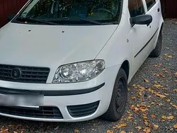 Weiß Gebraucht 2006 Fiat Punto Kleinwagen | 500 €