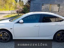 Weiß Gebraucht 2011 Mazda 6 Sports-Line Limousine | 8.500 € (Etwas zu teuer)