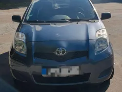 Blau Gebraucht 2009 Toyota Yaris Cool Limousine | 2.750 € (Guter Preis)