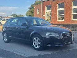 Schwarz Gebraucht 2010 Audi A3 Sportback Attraction Limousine | 3.900 € (Fairer Preis)