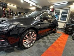 Schwarz Gebraucht 2018 Opel Astra Edition Limousine | 11.999 € (Fairer Preis)