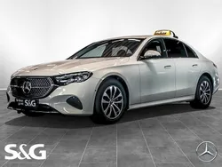 Unilack schwarz Gebraucht 2025 Mercedes E200 Avantgarde Limousine | 62.618 €