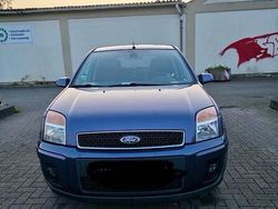 Violet Gebraucht 2005 Ford Fusion Kleinwagen | 1.100 €