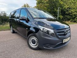 Schwarz Gebraucht 2020 Mercedes Vito Van / Kleinbus | 24.500 € (Fairer Preis)