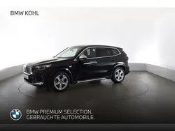 Schwarz Gebraucht 2024 BMW iX1 Luxury Line SUV | 44.820 € (Fairer Preis)