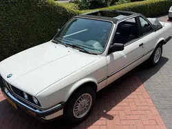 Weiß Gebraucht 1986 BMW 316 Cabrio | 9.995 €