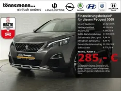 Grau Gebraucht 2019 Peugeot 5008 GT Van / Kleinbus | 21.924 € (Guter Preis)