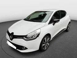 Weiß Gebraucht 2014 Renault Clio IV Luxe Limousine | 6.950 € (Fairer Preis)