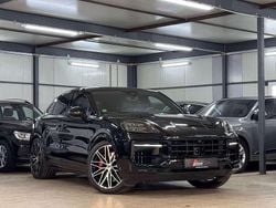 Schwarz metallic Gebraucht 2023 Porsche Cayenne S Coupe Sport Coupé | 109.890 €