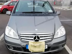 Grau Gebraucht 2012 Mercedes A180 Limousine | 6.800 € (Fairer Preis)