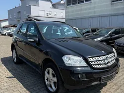 Schwarz Gebraucht 2008 Mercedes ML280 SUV | 5.990 € (Guter Preis)