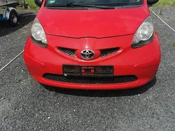 Rot Gebraucht 2006 Toyota Aygo Kleinwagen | 999 € (Fairer Preis)