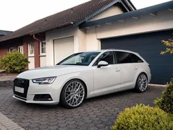 Weiß Gebraucht 2017 Audi A4 Ambiente Kombi | 19.995 € (Fairer Preis)