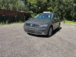 Grau Gebraucht 2017 VW Tiguan Comfortline SUV | 22.300 € (Etwas zu teuer)