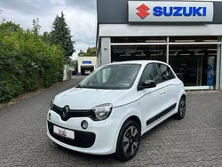 Weiß Gebraucht 2017 Renault Twingo LIMITED Kleinwagen | 9.700 € (Fairer Preis)