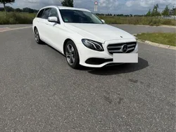 Weiß Gebraucht 2017 Mercedes E220 Kombi | 19.000 € (Superpreis)