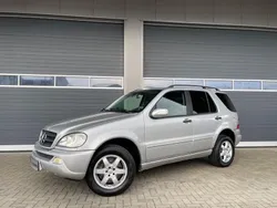 Grau Gebraucht 2003 Mercedes ML270 SUV | 5.500 € (Fairer Preis)