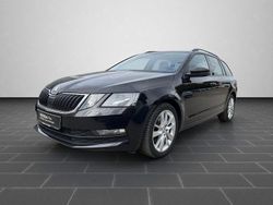 Blackmagic perleffekt (metallic) Gebraucht 2018 Skoda Octavia Ambition Limousine | 15.900 € (Fairer Preis)