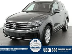Grau Neu 2025 VW Touareg Elegance SUV | 71.849 €