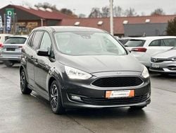 Grau Gebraucht 2016 Ford Grand C-Max Business Edition Van / Kleinbus | 7.690 € (Guter Preis)