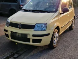 Gelb Gebraucht 2012 Fiat Panda Kleinwagen | 2.749 € (Fairer Preis)