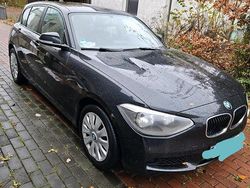 Schwarz Gebraucht 2012 BMW 116 Sport Line Kleinwagen | 8.500 € (Etwas zu teuer)