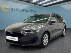 Grau Gebraucht 2022 Ford Focus Kombi | 17.499 € (Fairer Preis)