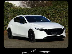 Arctic white Neu 2025 Mazda 3 Homura-Line Limousine | 25.600 € (Guter Preis)