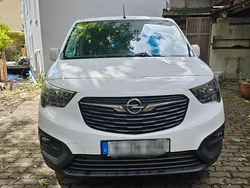 Weiß Gebraucht 2020 Opel Combo Van / Kleinbus | 13.500 € (Fairer Preis)