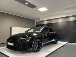 Mythosschwarz metallic Gebraucht 2023 Audi RS3 Sportback Sport Kleinwagen | 57.888 € (Etwas zu teuer)