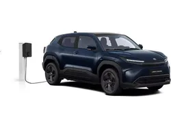 Blau (celestial blue) Neu 2025 Toyota Urban Cruiser SUV | 35.500 €