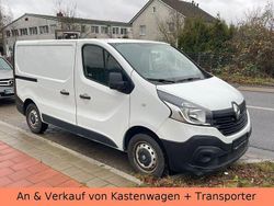Weiß Gebraucht 2018 Renault Trafic Komfort Van / Kleinbus | 9.990 € (Superpreis)