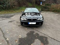 Schwarz Gebraucht 2006 BMW 318 Cabriolet Sport Line Cabrio | 18.000 €