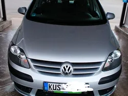 Grau Gebraucht 2006 VW Golf Plus Comfortline Van / Kleinbus | 2.990 € (Fairer Preis)